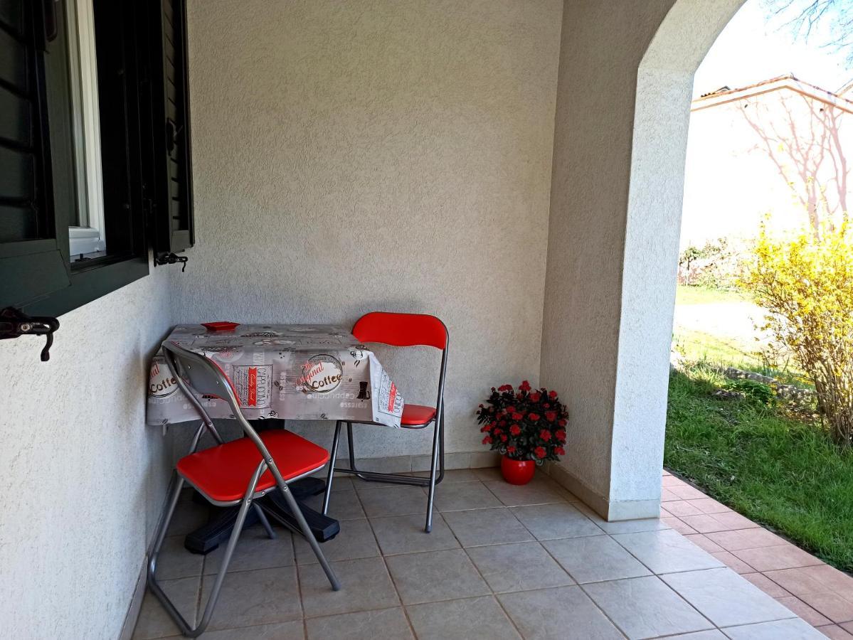 Apartman Dora Пула Екстериор снимка