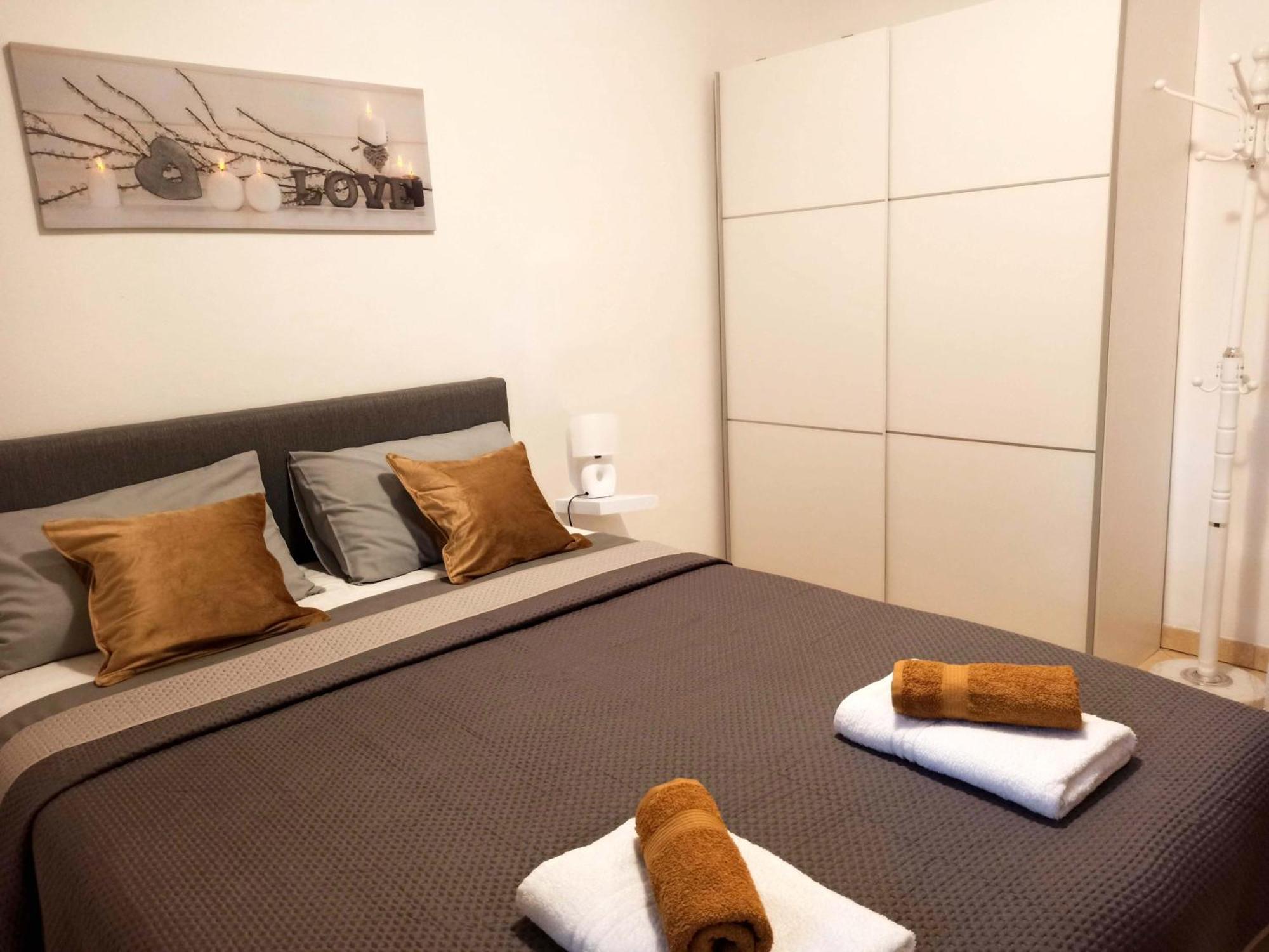 Apartman Dora Пула Екстериор снимка