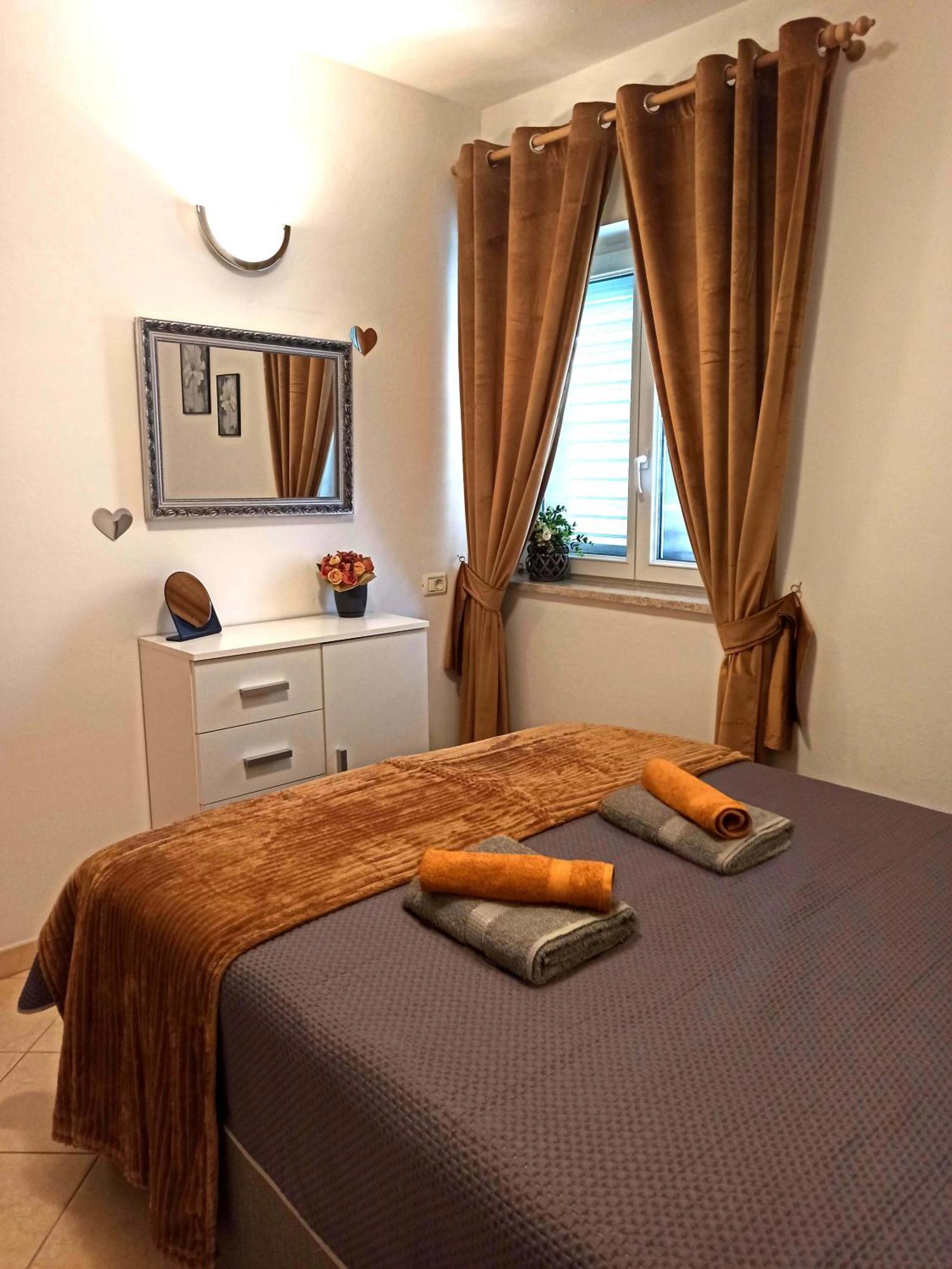 Apartman Dora Пула Екстериор снимка